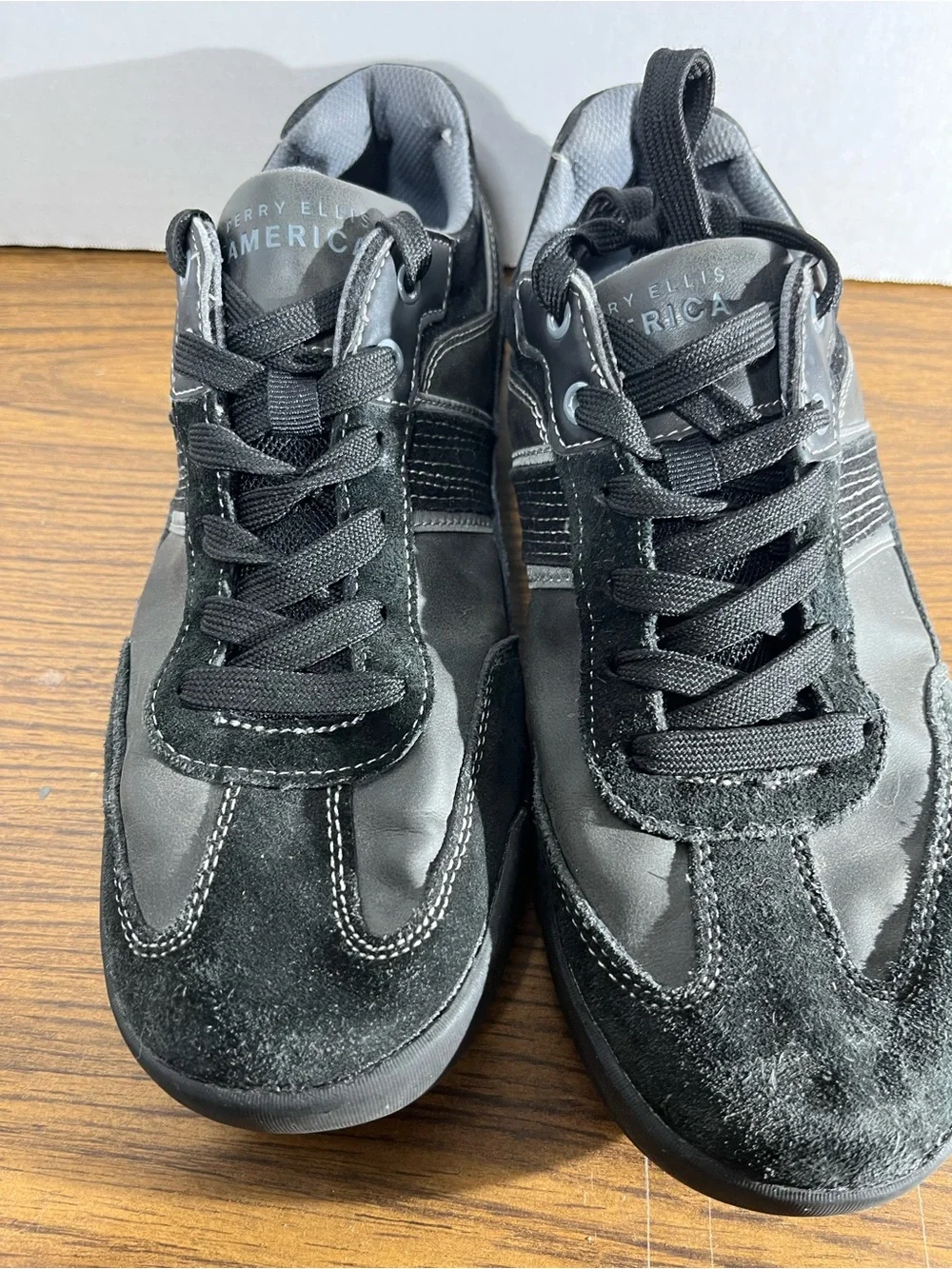 Perry Ellis America JASON Shoes Size 9.5  Black /Gray Mesh Suede   AF14F519A-1
